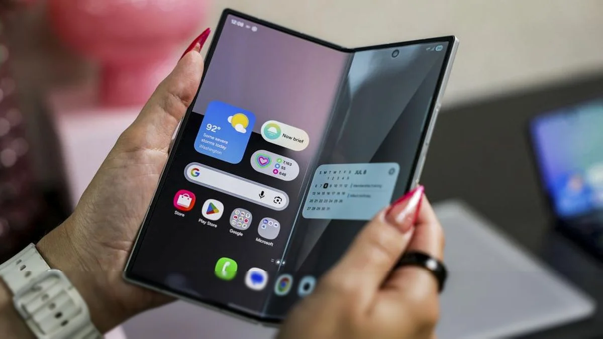 Bocoran Samsung Galaxy Z Fold 8: Layar Tanpa Bekas Lipatan?