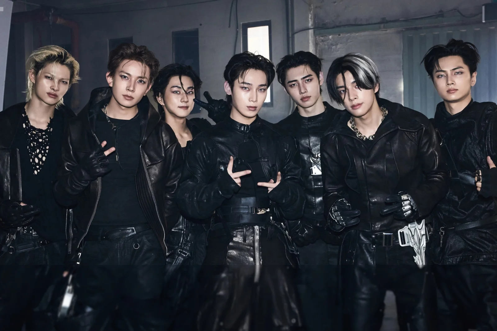 ENHYPEN Cetak Sejarah! "THE SIN : VANISH" Tembus 2 Juta Kopi