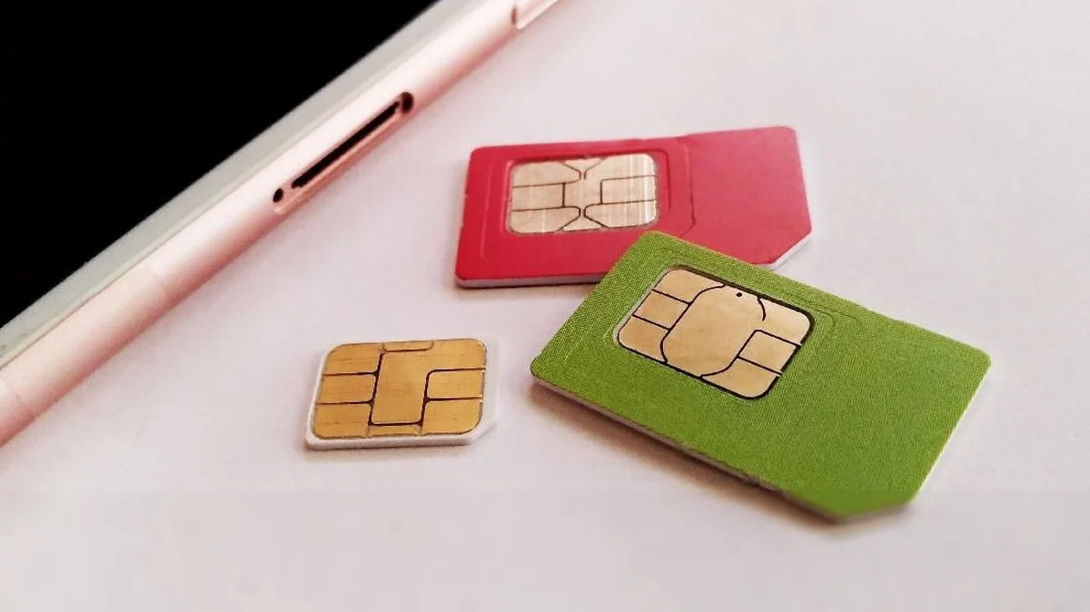 Komdigi Kencangkan Aturan SIM Card: Era Baru Keamanan Digital!