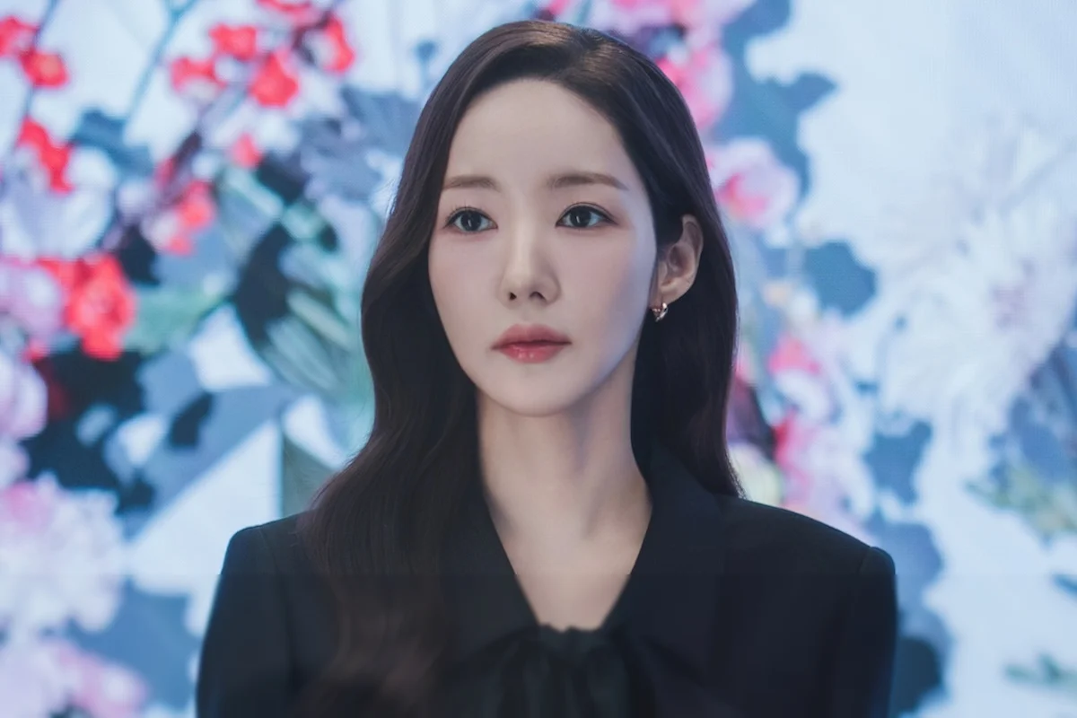 Park Min Young Jadi Femme Fatale Misterius di Drama 'Siren's Kiss'