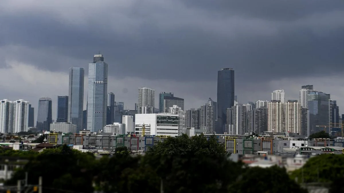 Prakiraan Cuaca Jakarta: BMKG Ungkap Potensi Hujan Lebat Pekan Ini!