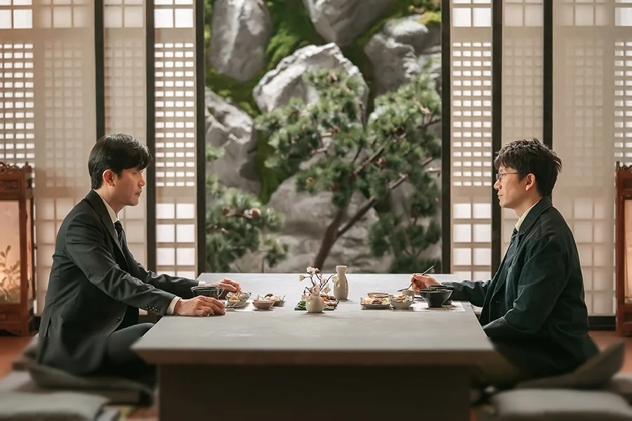 "The Judge Returns": Aliansi Ji Sung & Park Hee Soon Penuh Misteri